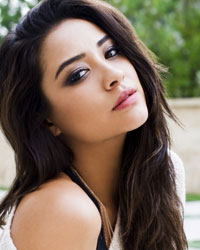 Shay Mitchell